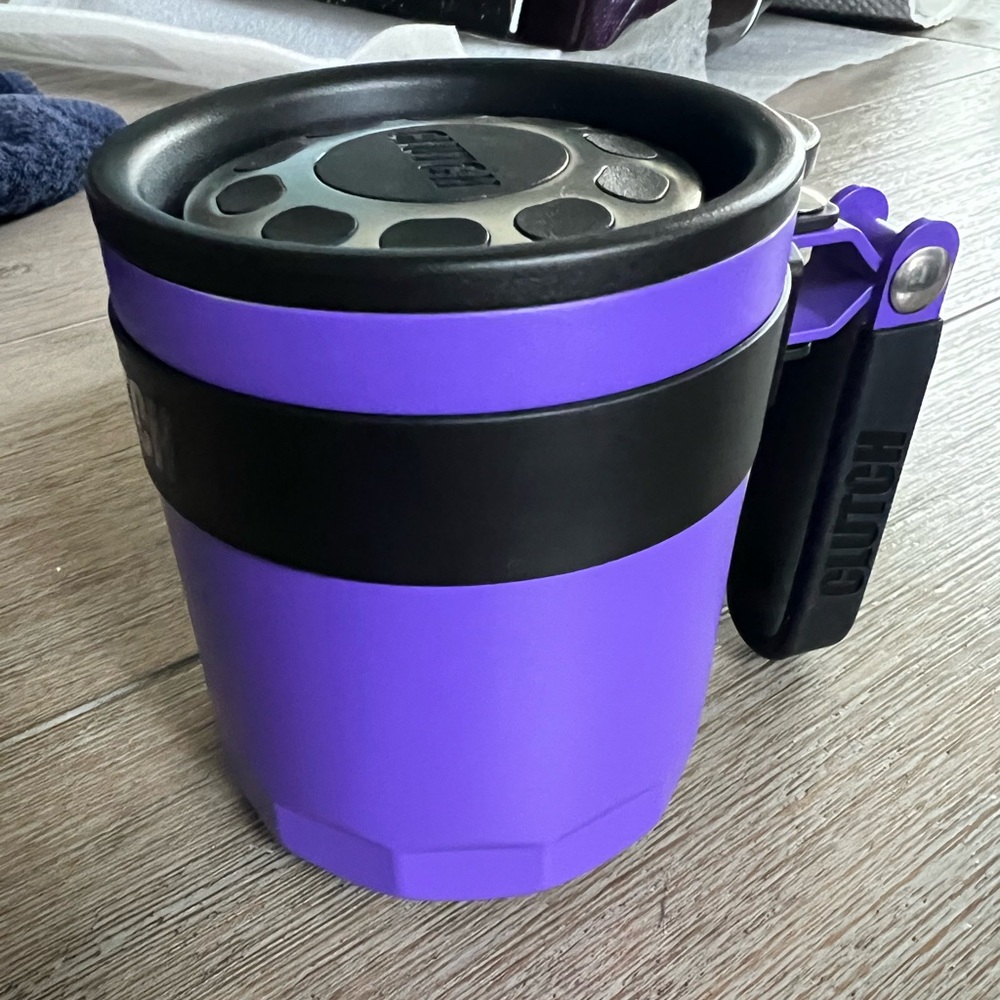 Clutch gear mug